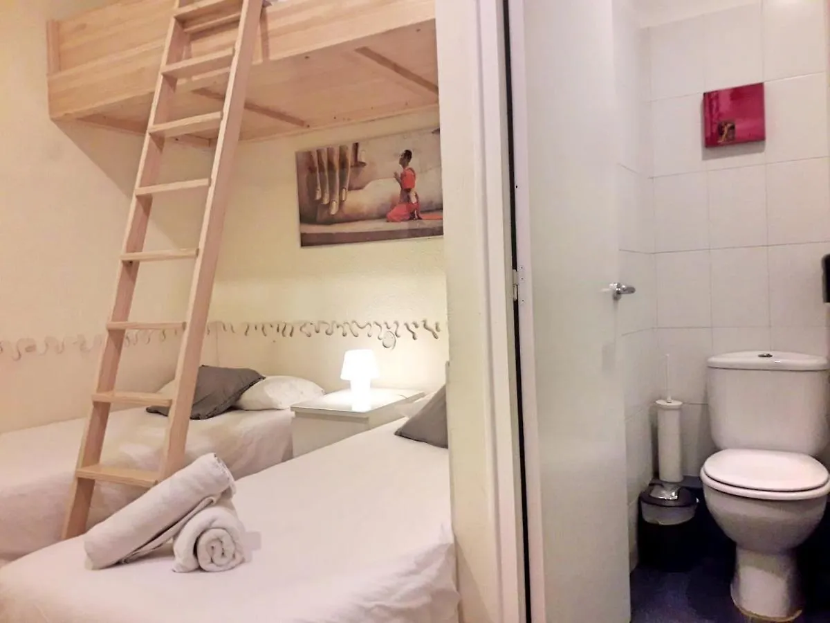 Itaca Hostel Barselona İspanya